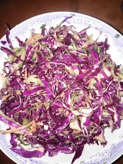 ♪ Cool-twirl kale ♪