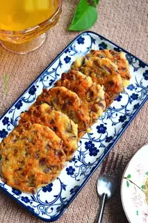 Fried shrimp onions