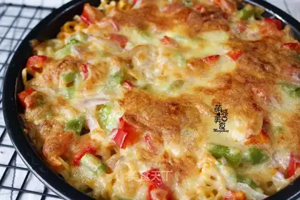 Noodle pizza