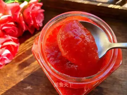 Homemade mountain sauce