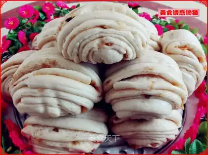 Squeeze oatmeal rolls