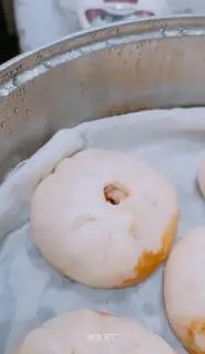 Curry beef buns