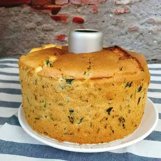An artesian sesame cake