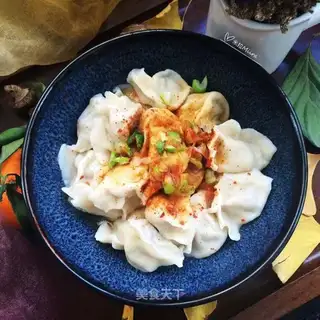 A tarp and a lamb dumpling