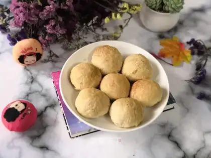 Plum-crackers