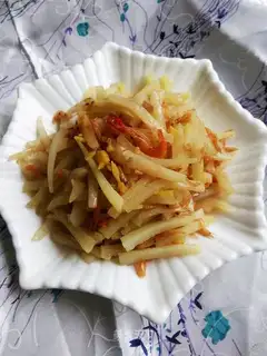 Shrimp and radish