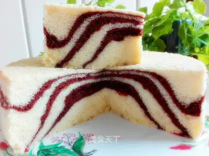 Zebra steam cake