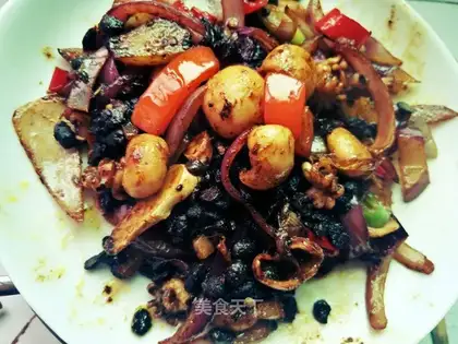 Spicy ink fish