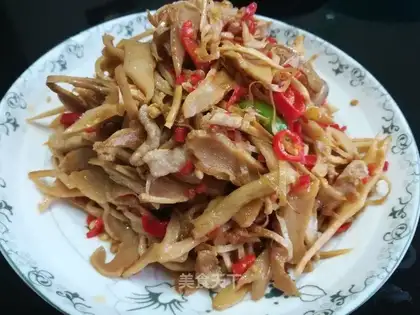 Scrambled meat