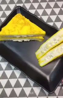 Banana yogurt toast