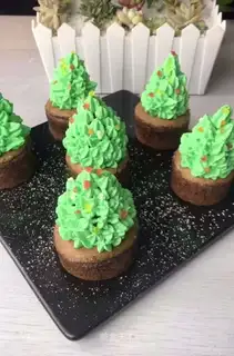 Christmas tree cake