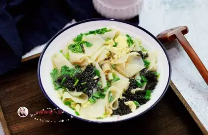 ♪ Purple egg noodle soup ♪