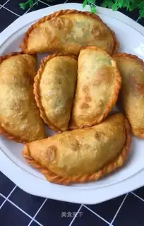 Fried egg dumplings