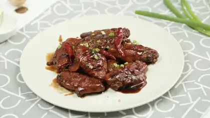 Red chicken wings