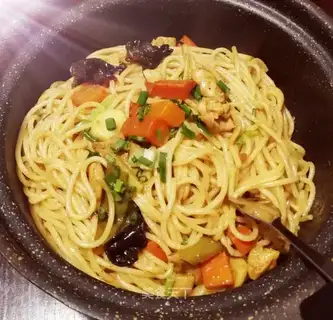Curry chicken pasta