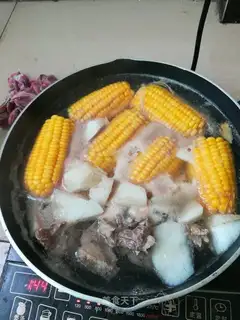 Cow and corn radish