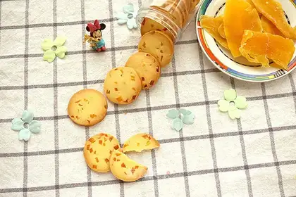Mango dry cookies