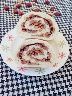 Soybean date roll