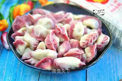Cream seafood dumplings