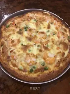 Shrimp bacon pizza