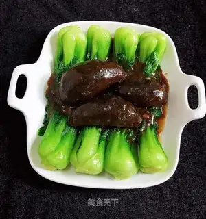 Red burning sea cucumbers