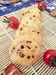 Chocolate egg cookies