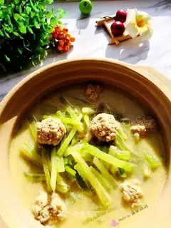 Blue radish crotch soup