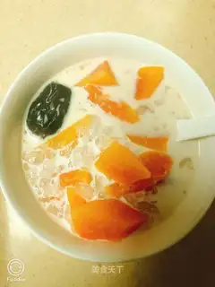 Milk papaya culinary clams