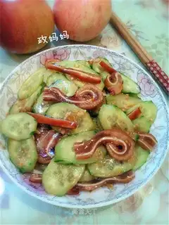 Piggy cucumbers
