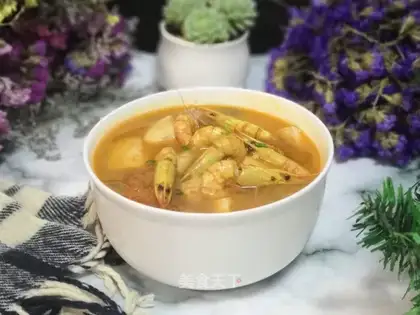 Mushroom tofu shrimp soup