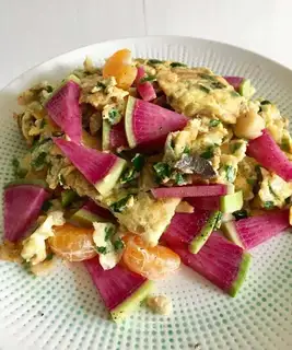 Seafood omelet salad