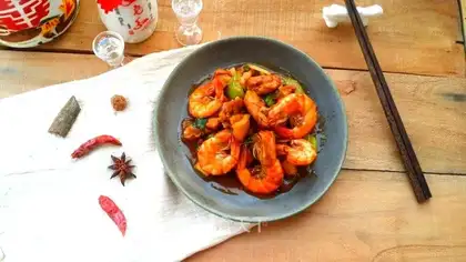 The shrimp eats chicken