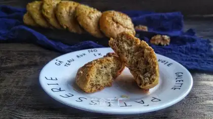 Homemade peach cakes