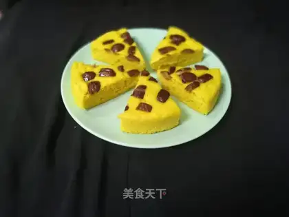 Pumpkin with red dates