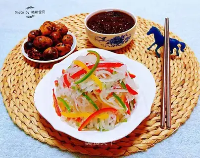 The white radish with pepper