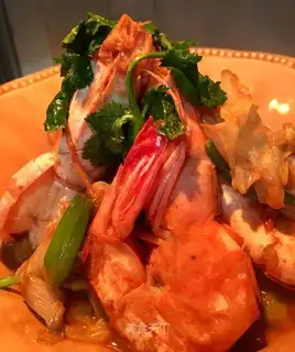 Shrimp with cabbage