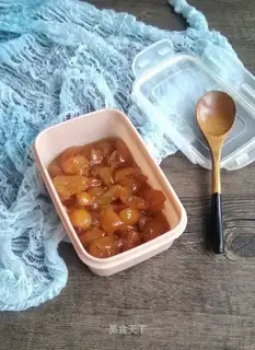 Ice cream and gold oranges