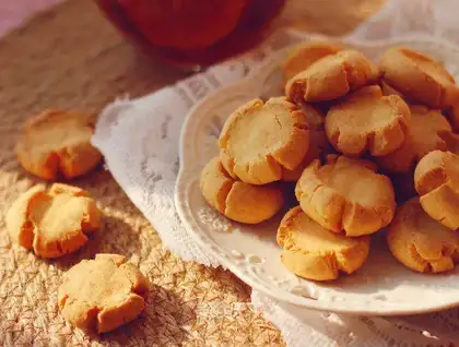 Finger crackers