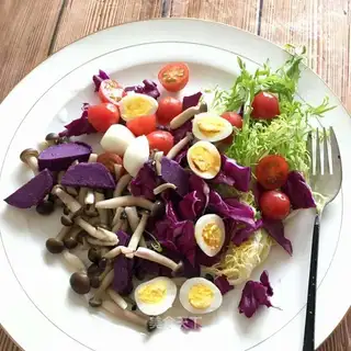 Seafood mushroom egg vegetable salad