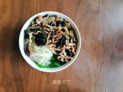 Hot noodles