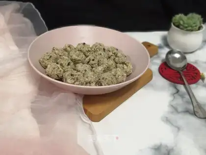 Make mushrooms and pills