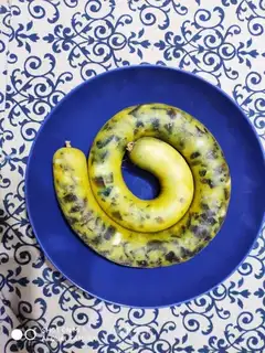Eggs and eggs
