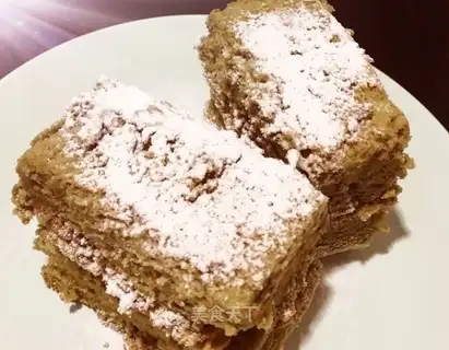 Tea nut cake