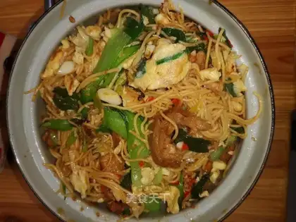 Fried noodles
