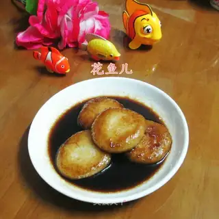 Red sugar rice cake