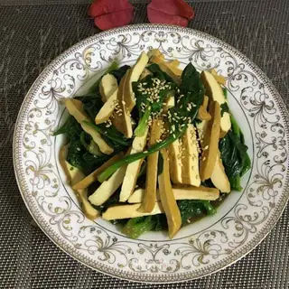 Spinach gravy