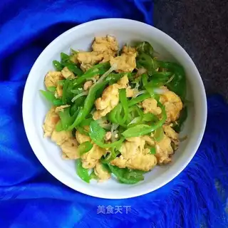 How to make fried eggs soft and smooth