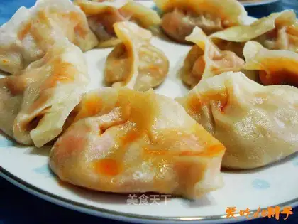 Steamed dumplings with shrimp and fresh meat