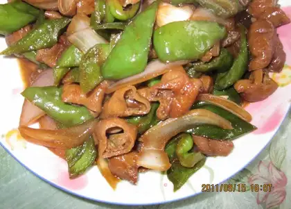 Maotai-flavored pork intestines