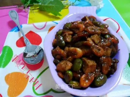 Braised river shrimp edamame in soy sauce